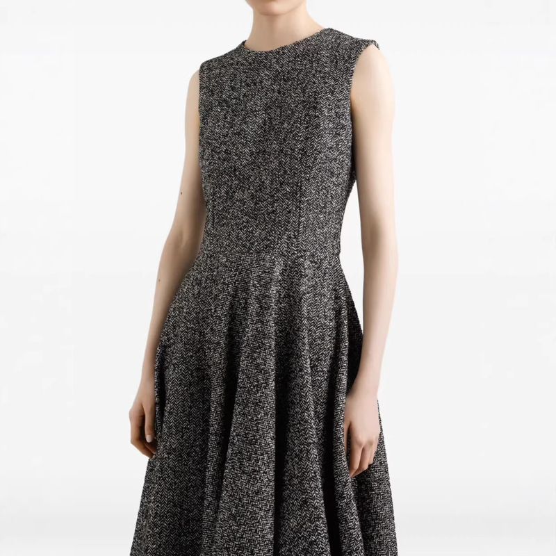 Do**E Gabb**A (Original Style) 26Th Spring Collection Sleeveless Slimming Ol-Style Long Herringbone Wool Dress Do**E Gabb**A (Original Style) 26Th Spring Collection Sleeveless Slimming Ol-Style Long Herringbone Wool Dress