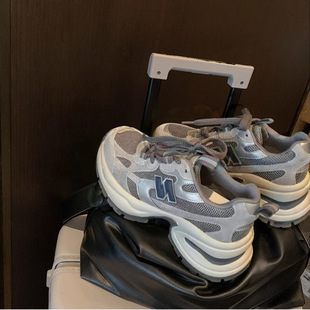 It has 7cm oh ~ South Korea retro height-increasing thick-soled sports casual shoes women's father shoes