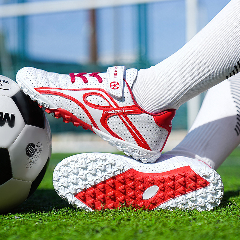 White and red broken nails 368