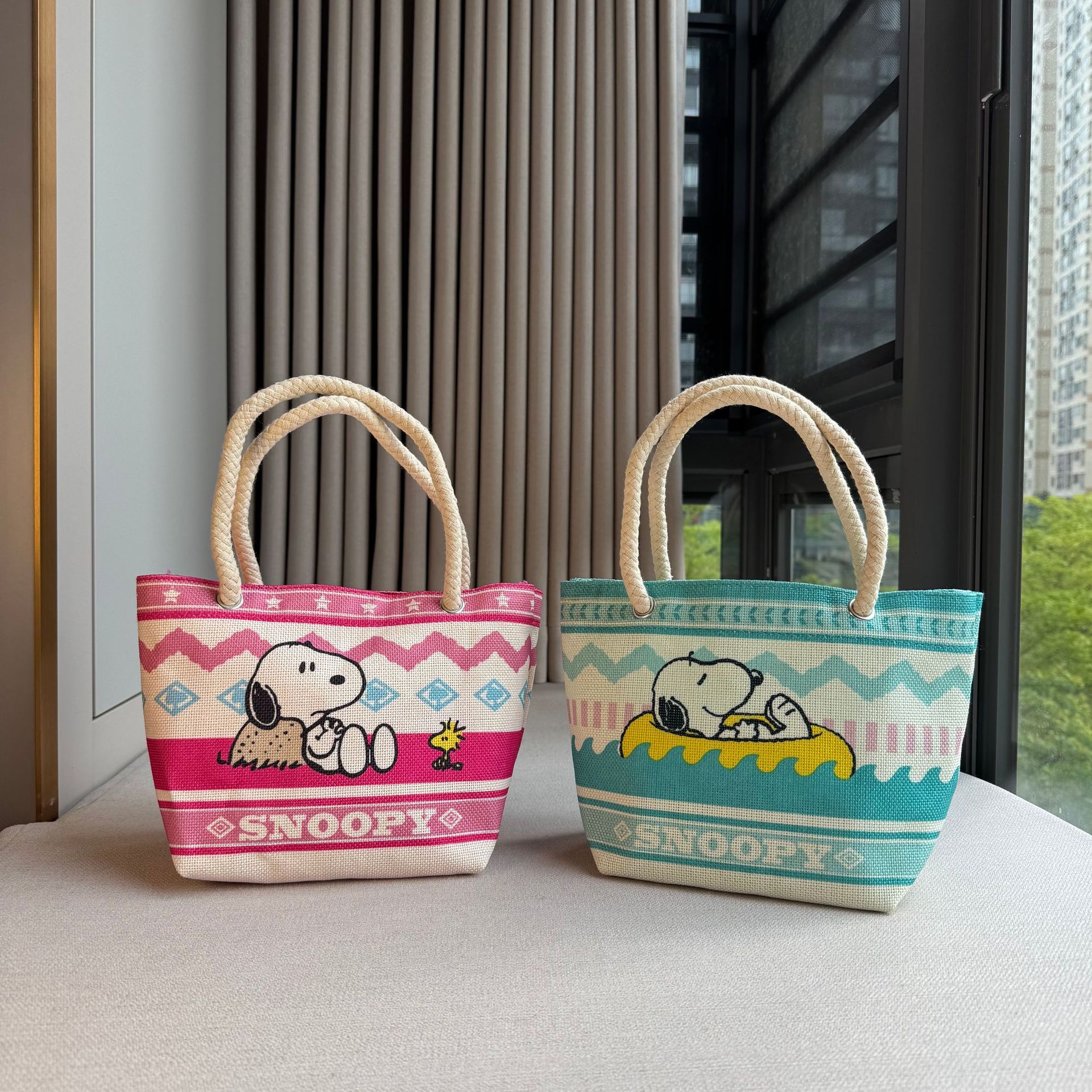 出口外贸 史努比双面图案手拎包 可爱卡通便当包 收纳手提包