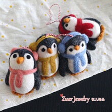 成品 纯手工羊毛毡QQ企鹅车挂包挂饰萌趣玩偶挂件创意可爱钥匙扣