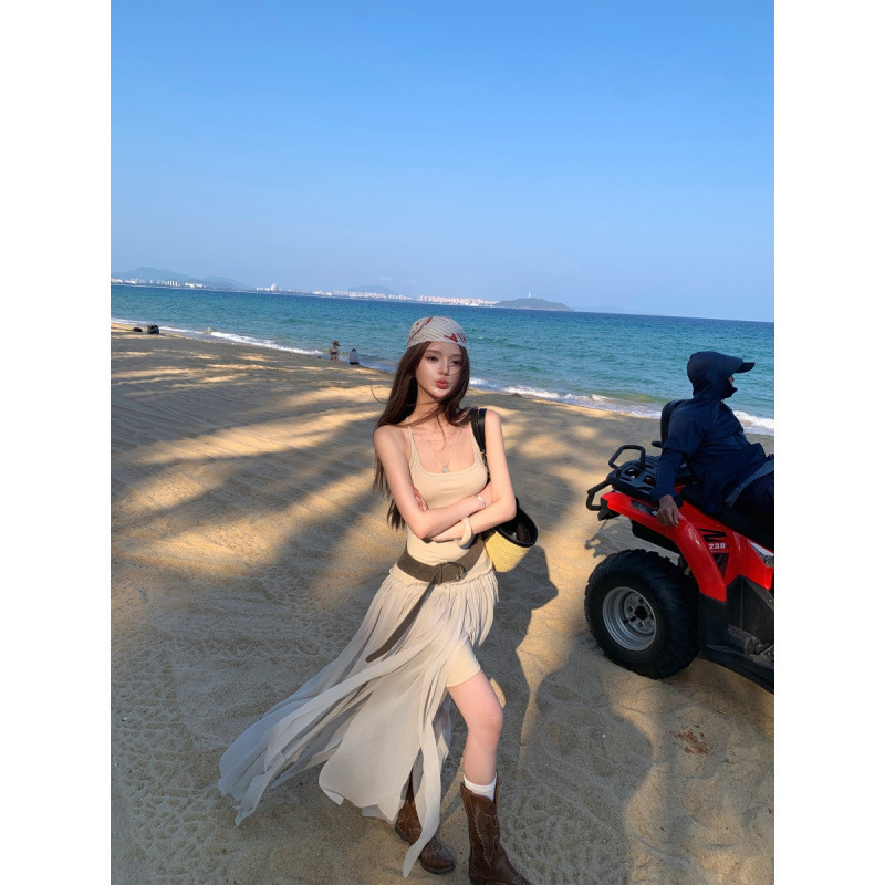 Xin Keda Vest Dress with Multi-Layered Slit Gauze Hem, Heavy-Duty and Flowy Dress