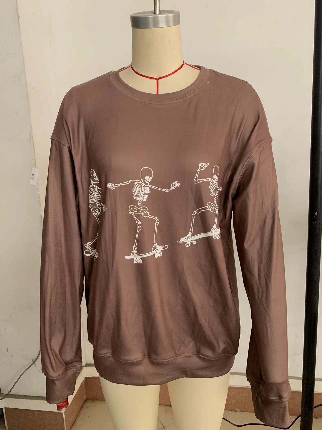 Autumn Winter Women Wear Long Sleeve Solid Color Skull Skateboard Printing Loose Casual Long Sleeves