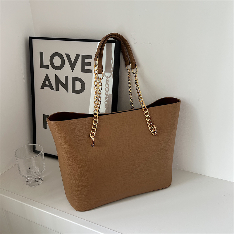 Women's Tote Shoulder Bag With Chain Handle European Style Bag_voghion.com