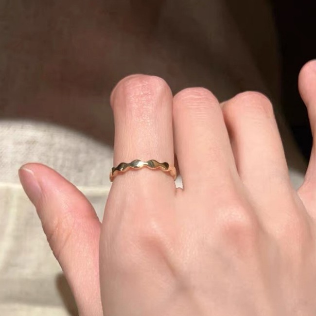 2025 New Open Wave Ring Women's Niche Design Accessible Luxury Style Fashionable High-End Ring Xiaohongshu Same Style