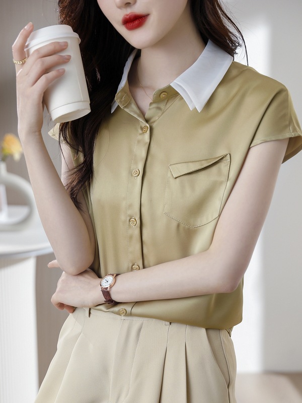 Fashionable summer elegant professional green shirt