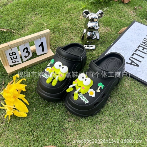 New style hole shoes accessories cute cartoon DIY shoe buckle shoes flower holiday frog creative shoes accessories wholesale