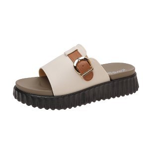 Soft And Bouncy Flip Flops With Contrasting Colors, Featuring A Belt Buckle Detail, Flat Casual Open Toe Sandals_vogvips.com