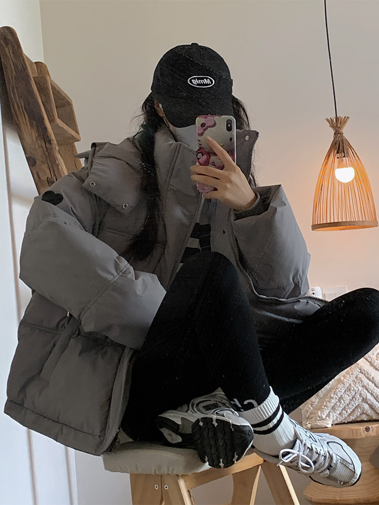 Algodón mujer 2023 invierno nuevo estilo coreano estampado de tela de pluma corta ropa de algodón de mujer con capuzas ropa de pan de moda chaqueta