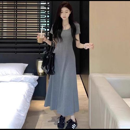Kuaishou Influencer's Style Summer New Arrival Slimming Tulle Pleated Skirt with Back Cut-Out Design Fish-Tail Dress for Women