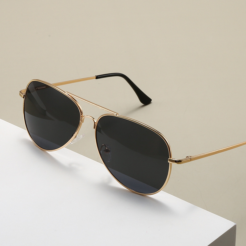 2025 new fashion goggles pilot men's sunglasses anti-ultraviolet big face small trend travel essential 2025 new fashion goggles pilot men's sunglasses anti-ultraviolet big face small trend travel essential