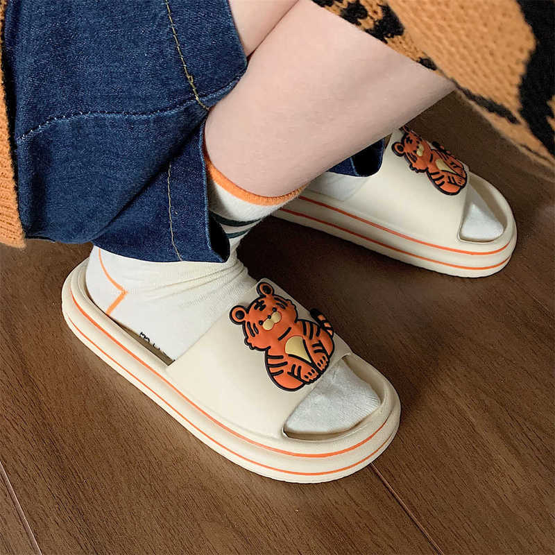 Cute Girly Little Tiger Slippers for Female Summer Students at Home Eva Thick-Soled Outer Wear Slippers Cute Girly Little Tiger Slippers for Female Summer Students at Home Eva Thick-Soled Outer Wear Slippers