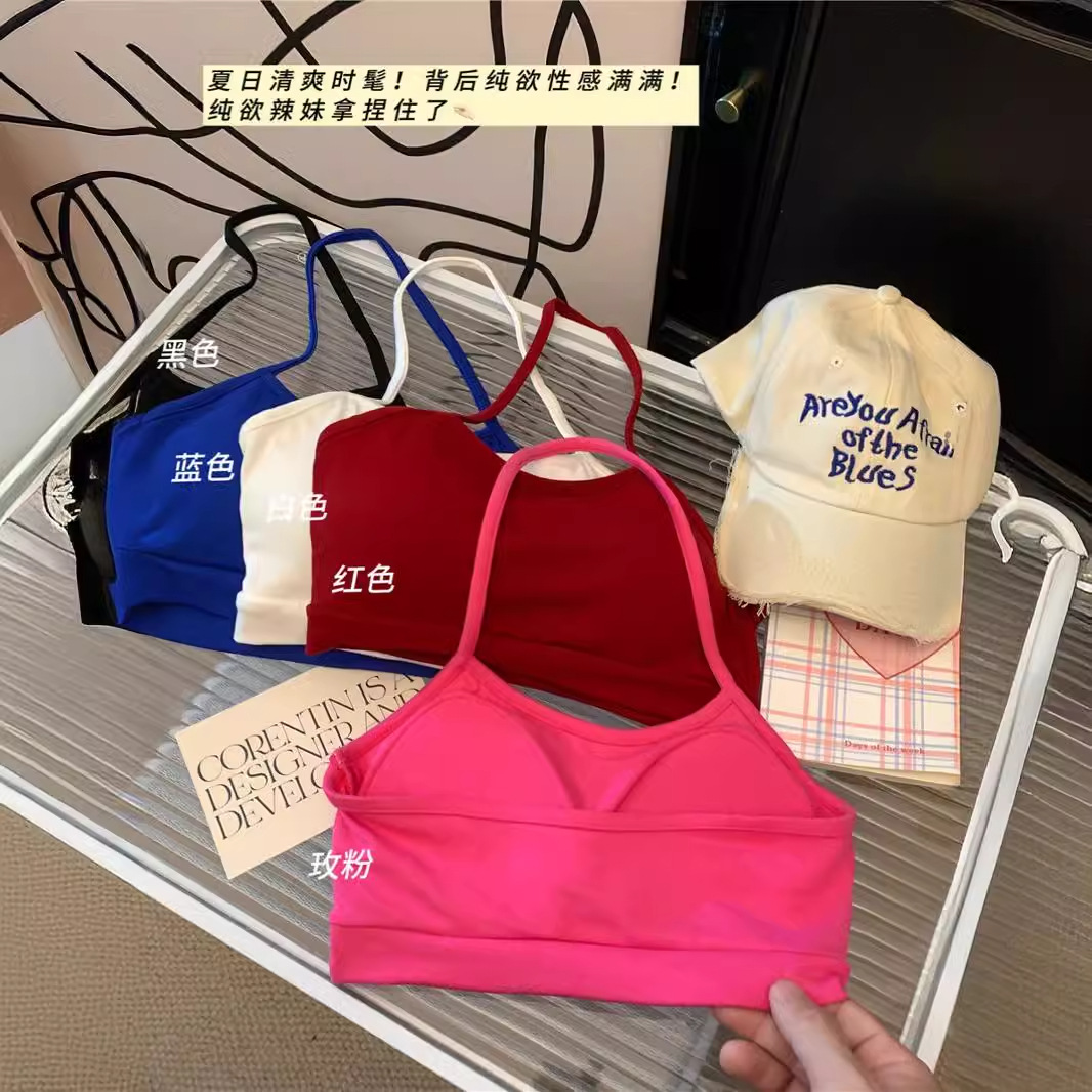 Sexy beach vacation style innerwear, backless halter neck camisole, women's summer hot girl with bra padding, short top