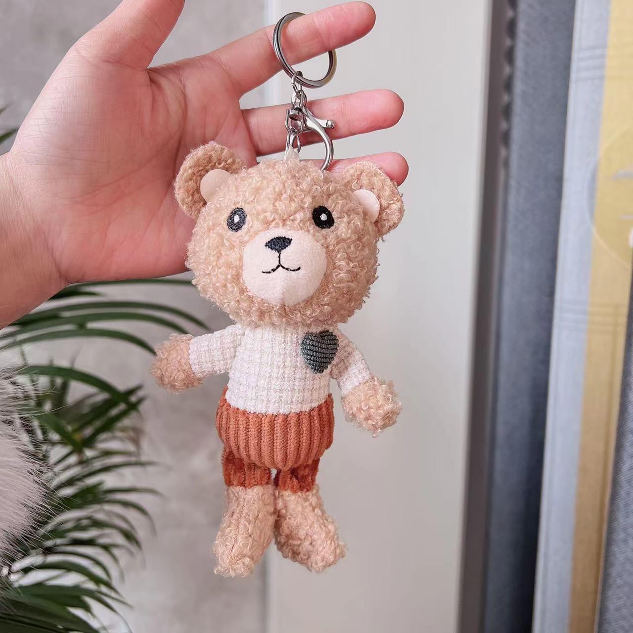 Tiktok oso de peluche muñeca amor peluche oso muñeca llavero colgante muñeca oso muñeca al por mayor
