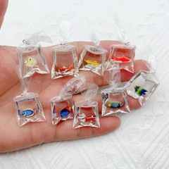 模擬透明ウォーターバッグ小魚金魚鯉 DIY ジュエリーアクセサリーキーホルダーペンダントイヤリングアクセサリー