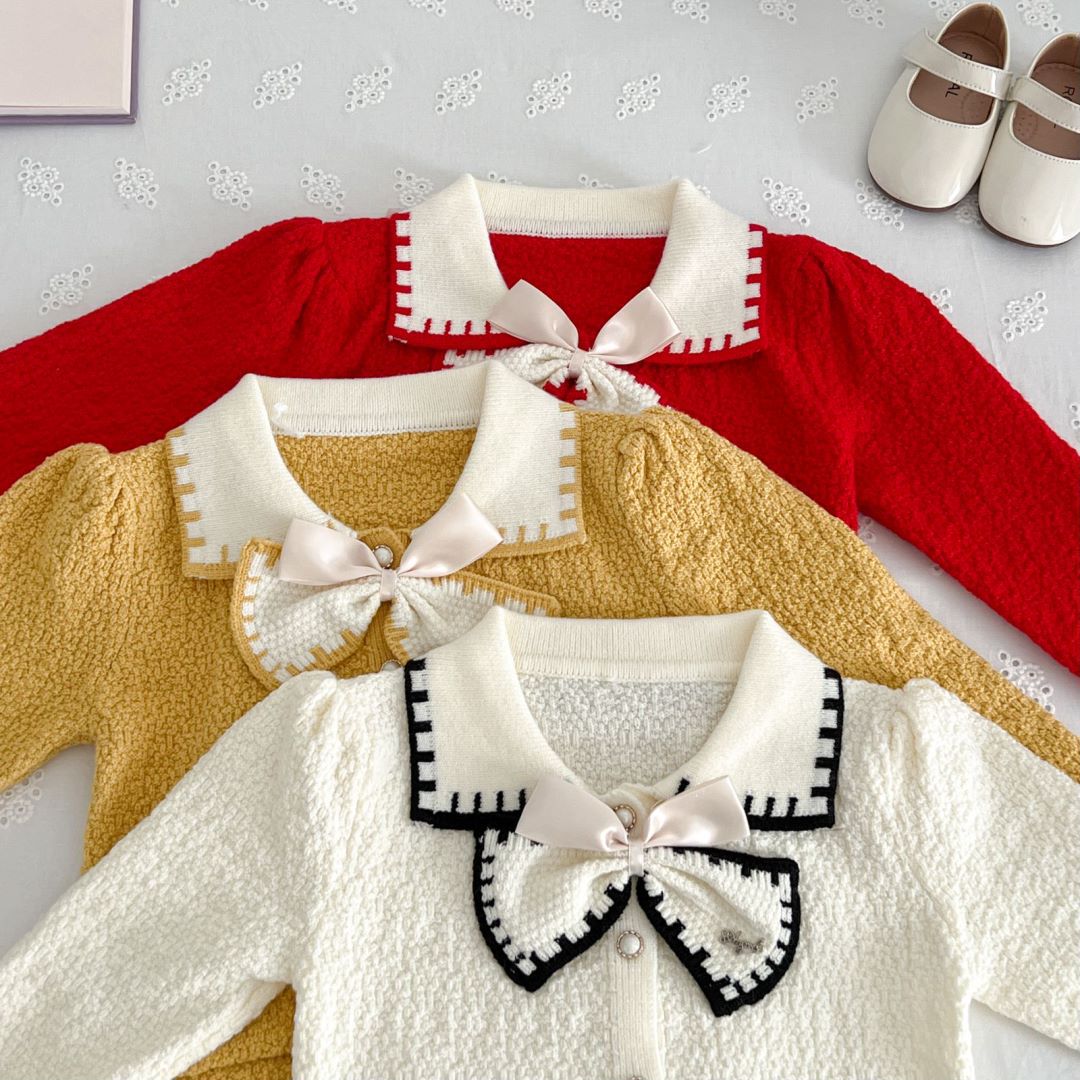 Use el nuevo abrigo de lazo dulce para niña otoño/invierno 2024, falda corta, cárdigan de punto fragante para niños_voghion.com