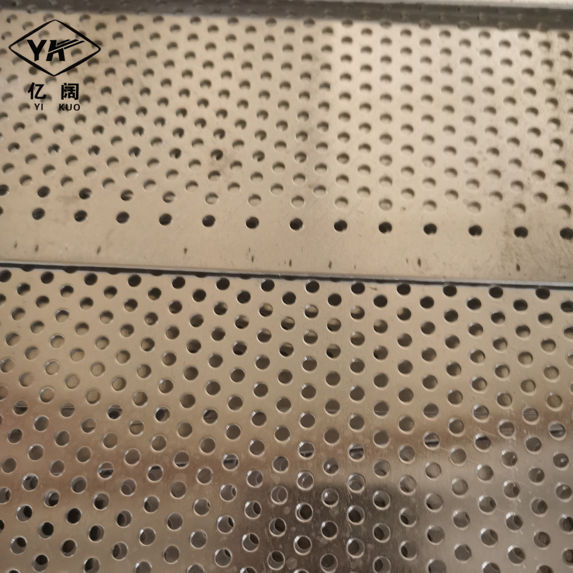 供应镀锌洞洞板 304不锈钢冲孔网 冲孔板 铝板装饰网 金属穿孔网