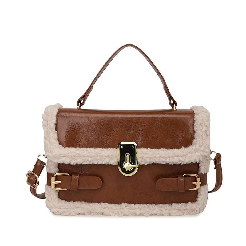 Demi-season trend shoulder bag