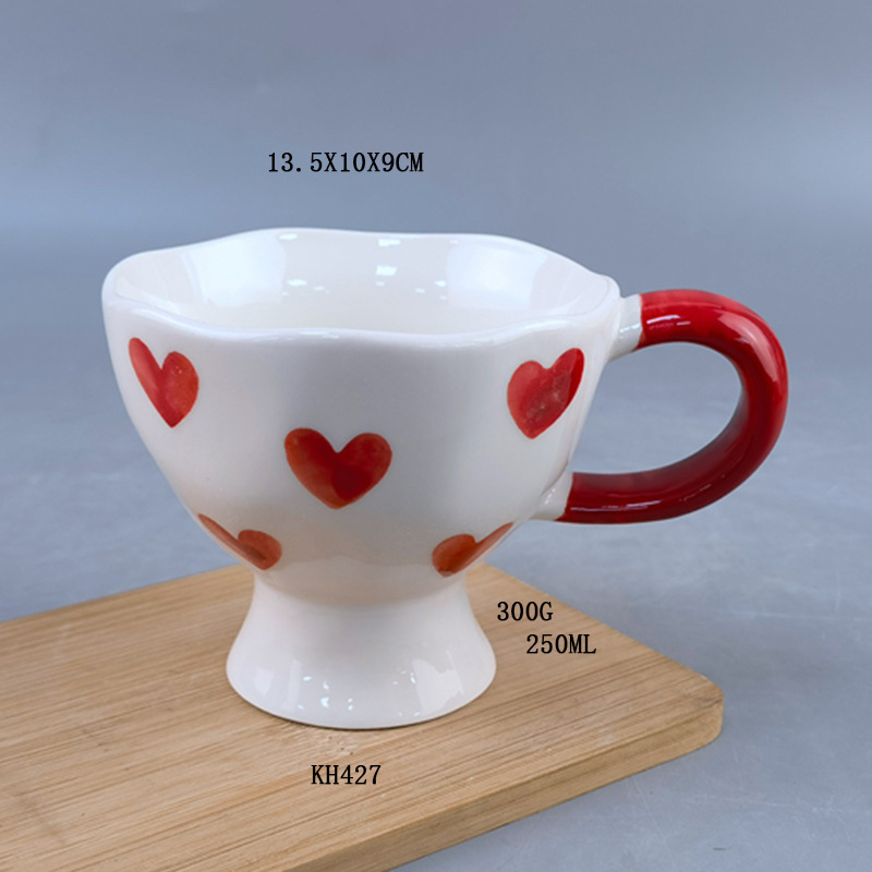 Creativo y exquisito corazón de una niña arco taza de helado de cerámica de alto valor de cara taza de café taza de postre taza de pies altos