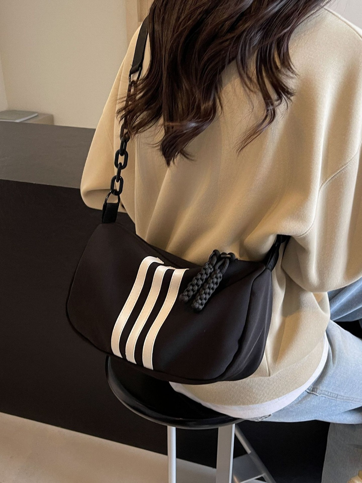 高級感オックスフォード布ファッションブランドのショルダーバッグ大容量ファッションカジュアルチェーンの斜め掛けショルダーバッグ