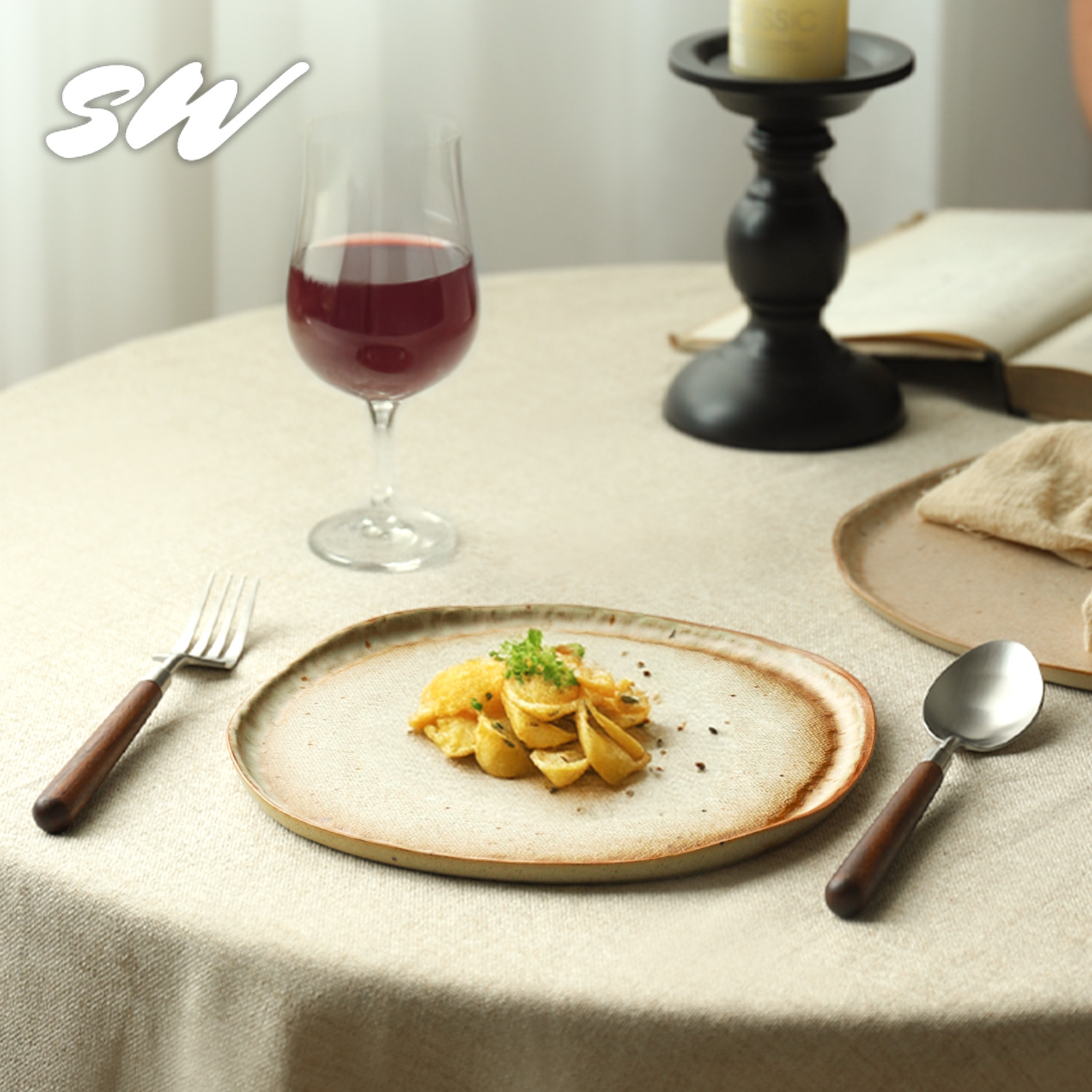 Tres nieblas retro cubiertos de madera sólida de nuez filete cuchillo y tenedor de postre cucharas de acero inoxidable cubiertos de comida occidental refinado