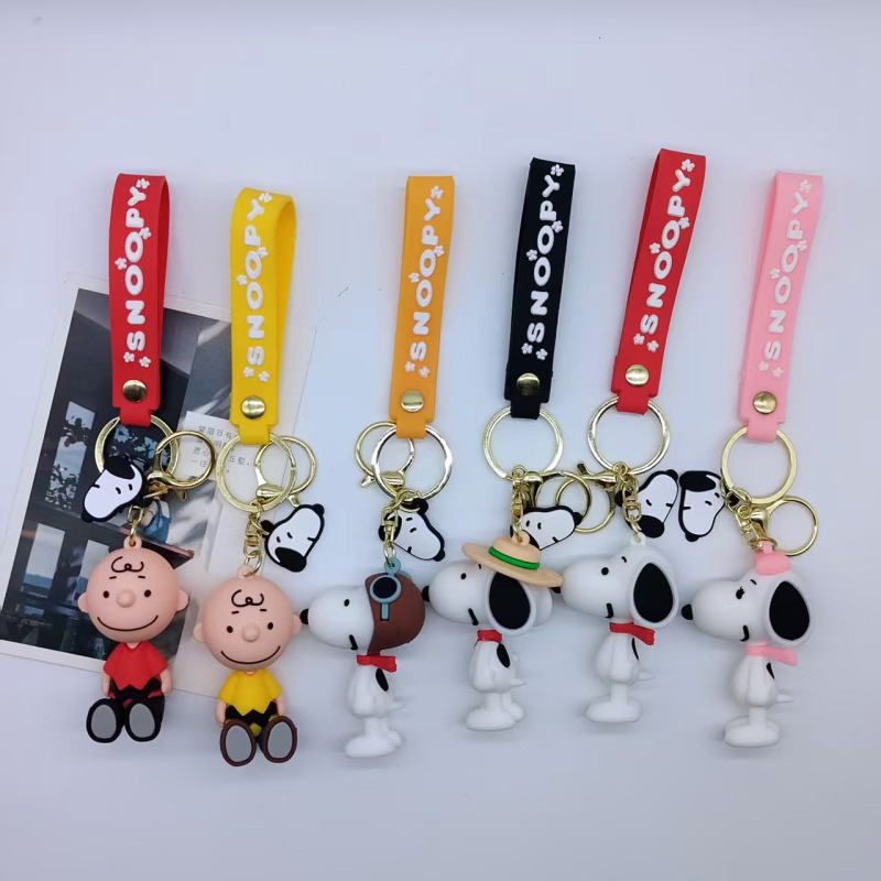 Cross-border Creative Cartoon Charlie Snoopy Keychain Pendant Couple Bag Car Keychain Accessories Gift