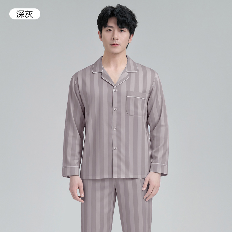 짙은 회색