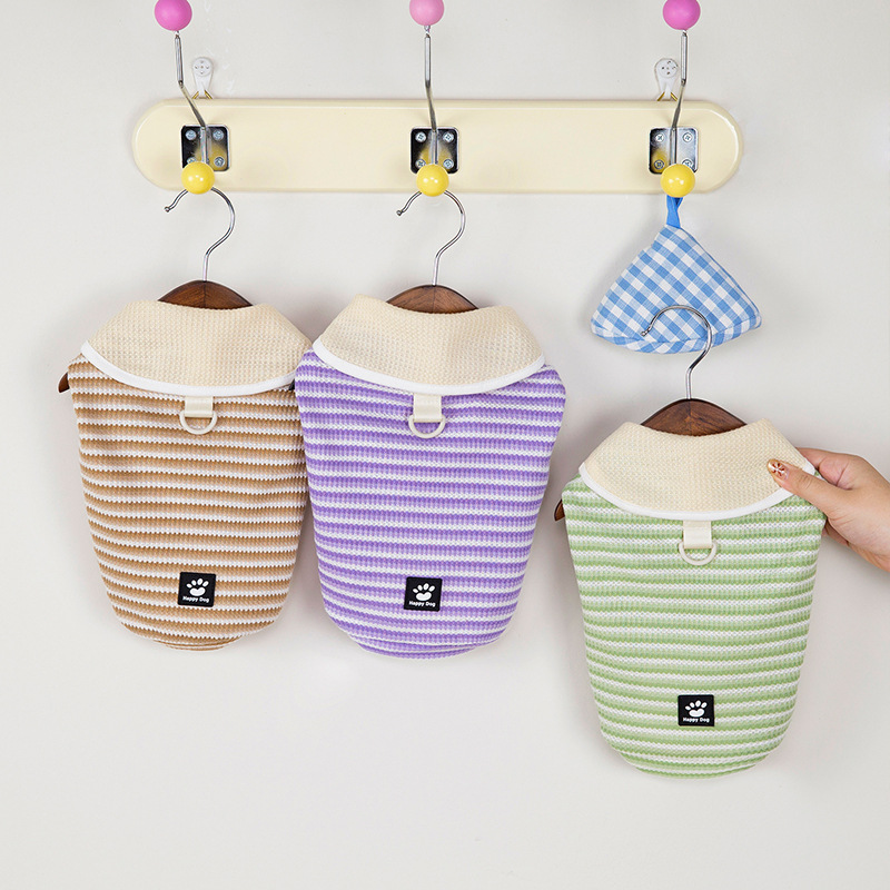 Primavera y verano de tela impresa de garras de perro con collar estriado camiseta perros pequeños y medianos Teddy gatos de dos patas ropa de perro