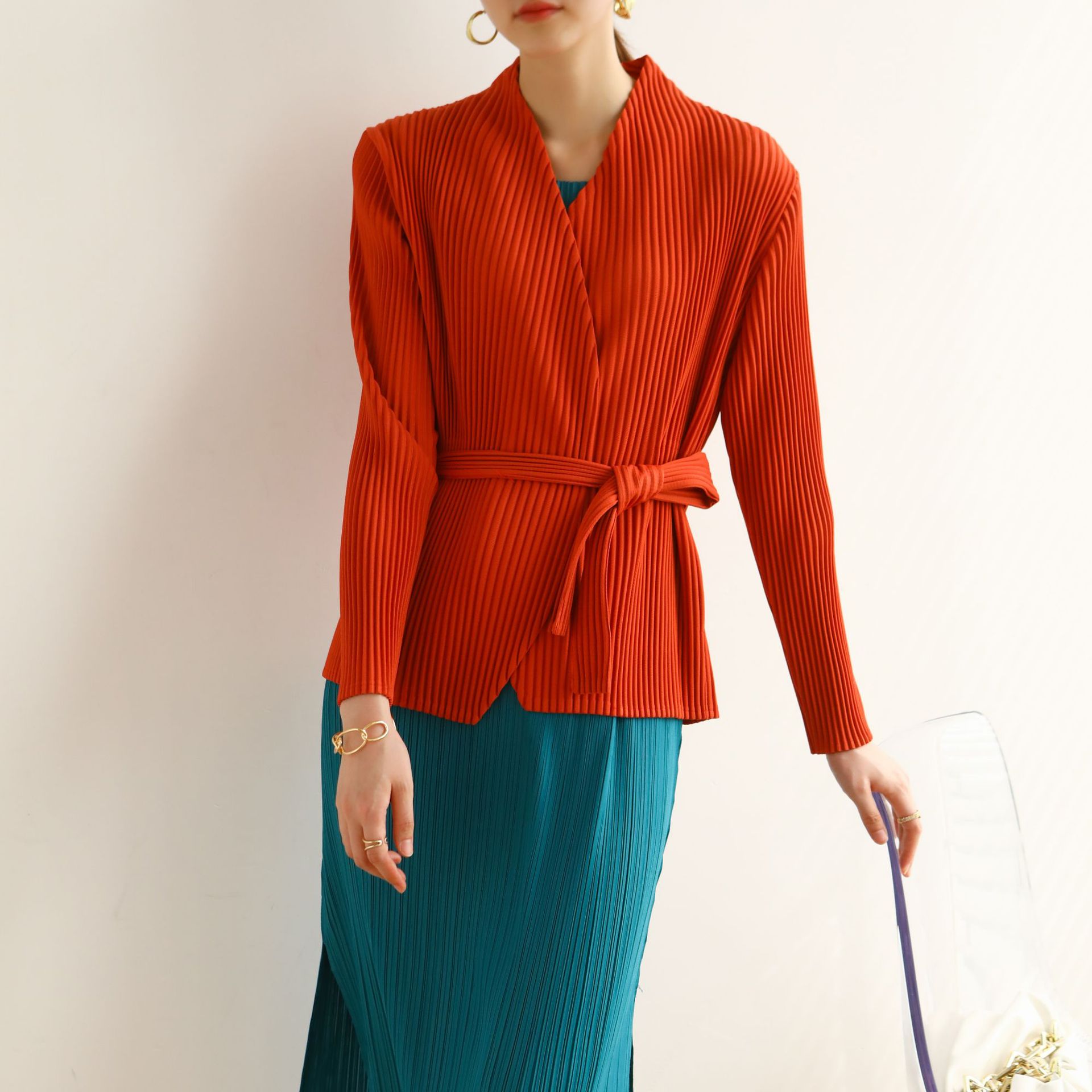 High-end fabrics, autumn, winter and spring new high-end pleated fashionable slim fit lace jacket (with shoulder padded sponge)