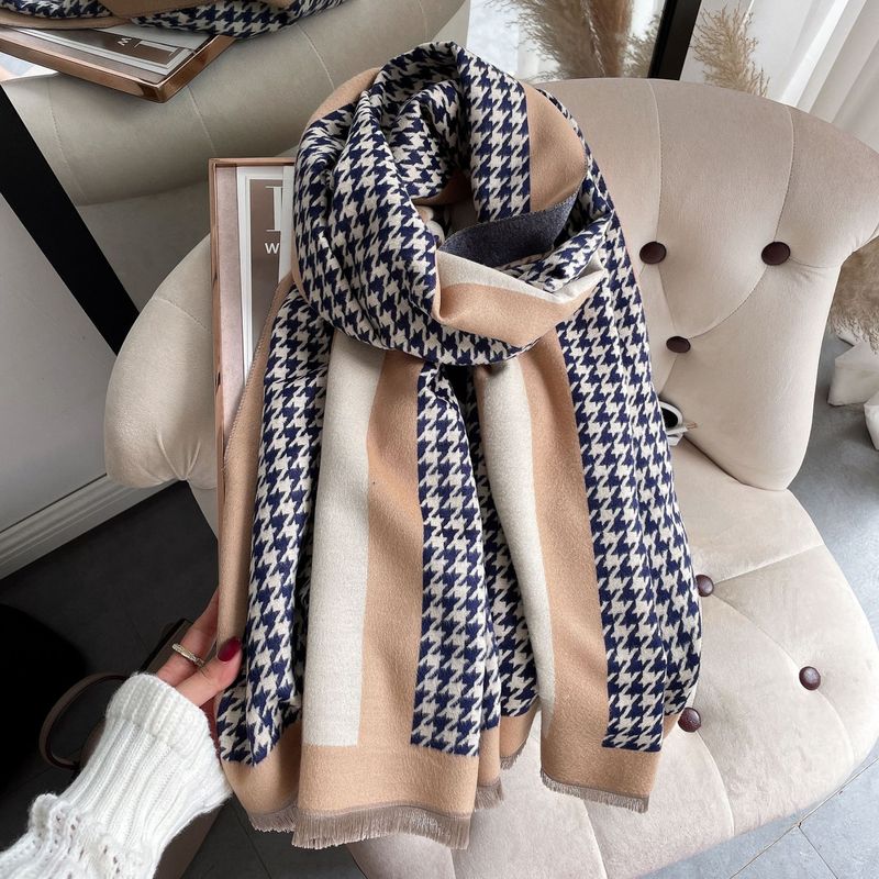 カシミヤのマフラーの女性のファッション的なエアコンの部屋のショールの千鳥の格のジャカードの優雅な長いタオルの短いフリンジの装飾のマフラーをまねます。|undefined