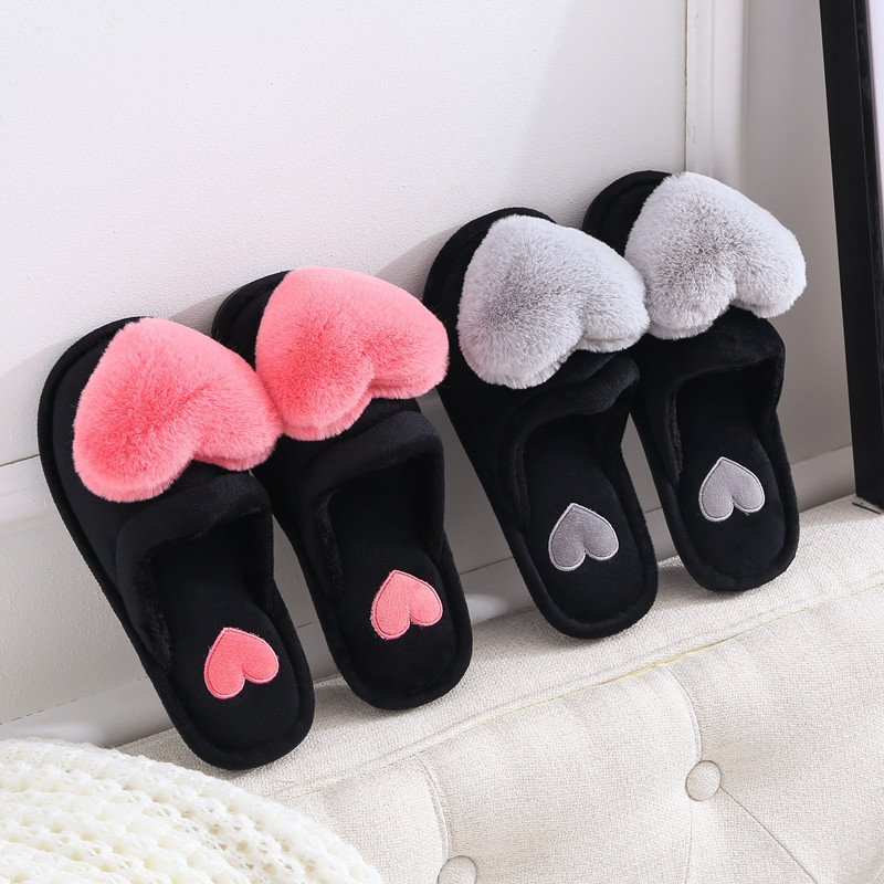 Autumn and Winter Cotton Slippers Cartoon Peach Heart Shoes Wholesale Floor Non-Slip Warm Lady Style Big Heart Confinement Home Slippers