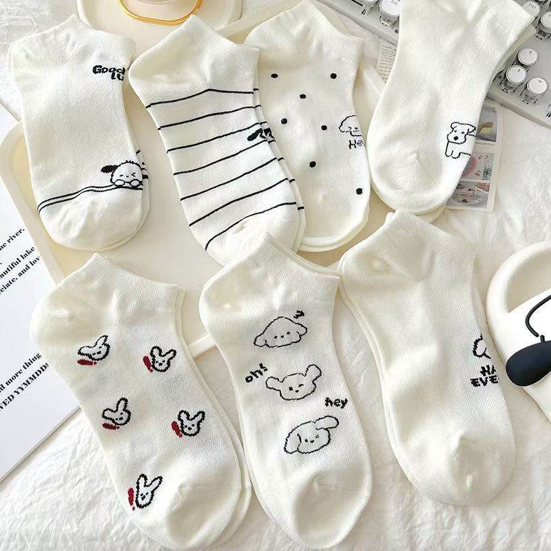 Calcetines de nuevo producto, calcetines de mujer, estilo fino de verano, estilo coreano, calcetines blancos japoneses de primavera y otoño, calcetines de barco de tubo corto de verano para niñas