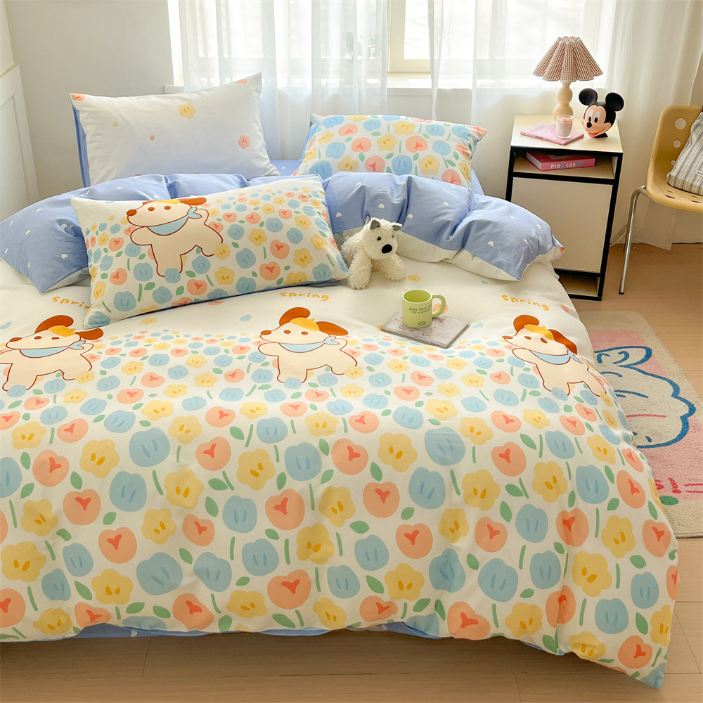 Algodón fresco no estático cuatro piezas de alta densidad ins viento dormitorio de estudiantes de dibujos animados cubierta de colcha de algodón A alto soporte de tres piezas