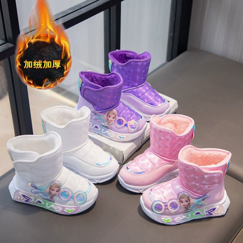 Детские зимние сапоги, новинка 2024 года, зимние новые детские бархатные утолщенные короткие сапоги для мальчиков и девочек, стильные теплые хлопковые сапоги на мягкой подошве