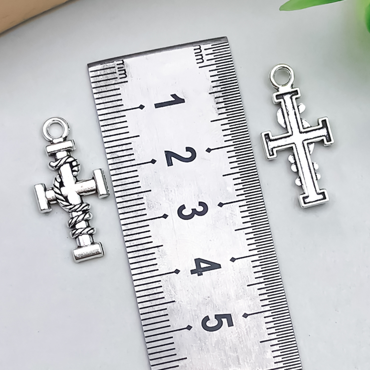 1 ancient silver wrapped cross 12x26mm-1g-18727