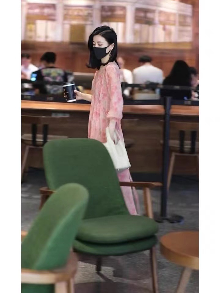 Đầm maxi hoa nhí chiffon dáng thắt eo kiểu Pháp — Màu hồng chi tiết 4