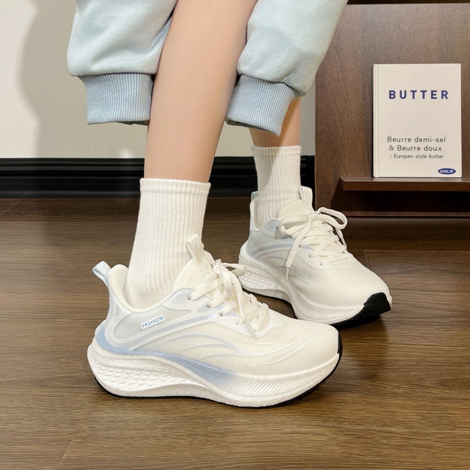 Blue / 35