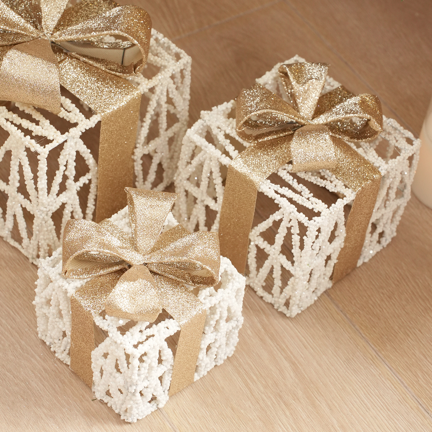 Caja de regalos de caña de Navidad caja de regalos de hierro forjado caja vacía decoración de pinos decoración de decoración de tres piezas set