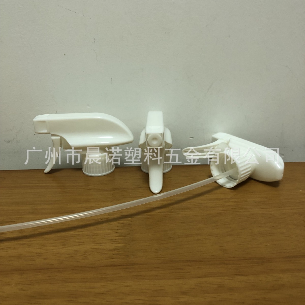 现货28牙全塑喷枪抗腐蚀耐酸碱塑料可乐喷枪手扣式雾化清洁方枪头