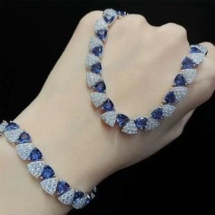 �W���p�ݝM��{��ʯ���Ů�߼��Еr�К��|�����Ů�����նY��