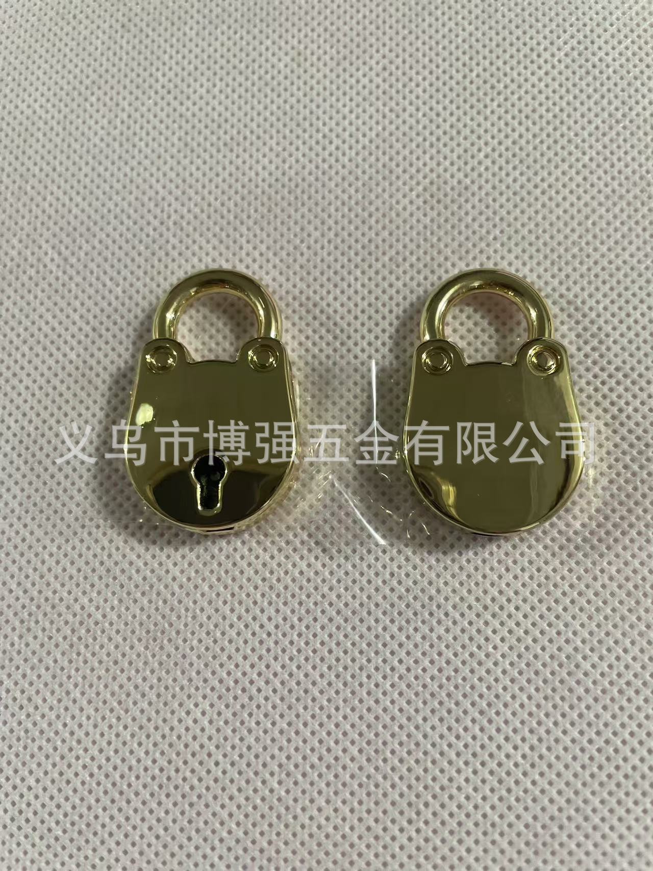 7c0d498e-3c13-4376-875d-ea08b6