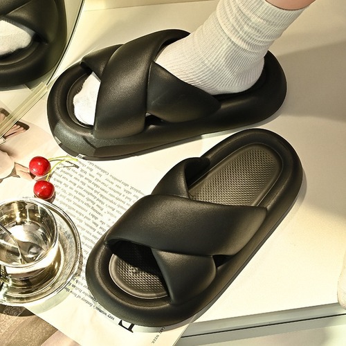  High-End Style Outerwear Lightweight Cross-Strap Spring and Summer Budget Slippers Anti-Slip Slippers Women's Outerwear One-Piece Slippers