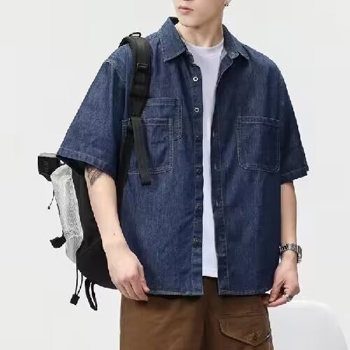진한 파란색