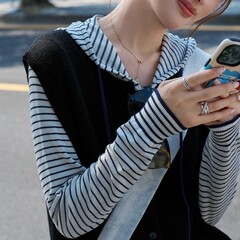 「白苗工作间」"奥普琳娜"春秋条纹卫衣连帽拉链荷叶边针织开衫
