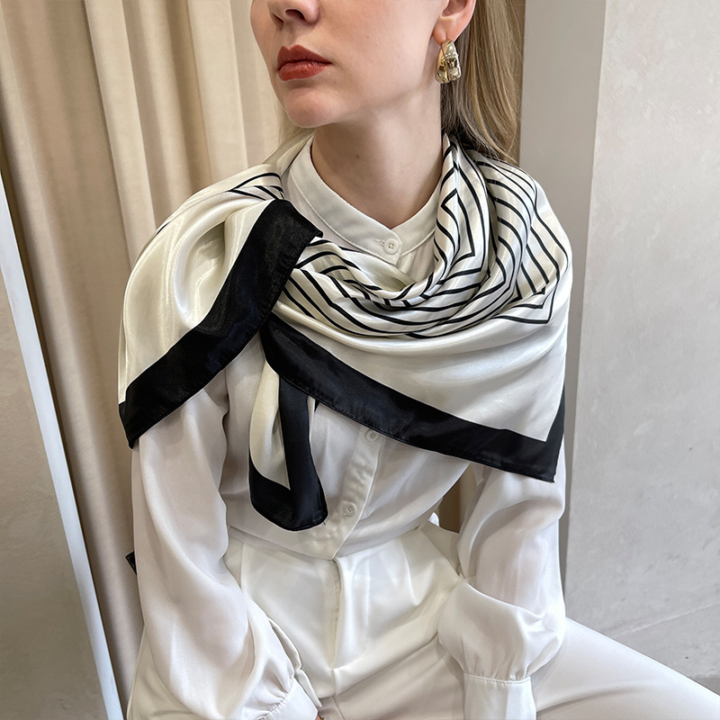 Seidenschal für Damen, Frühling/Sommer, Seidenimitat, bedruckt, Flugbegleiter-Schal, 90 x 90 cm, großer quadratischer Schal mit Handgeschenk_voghion.com