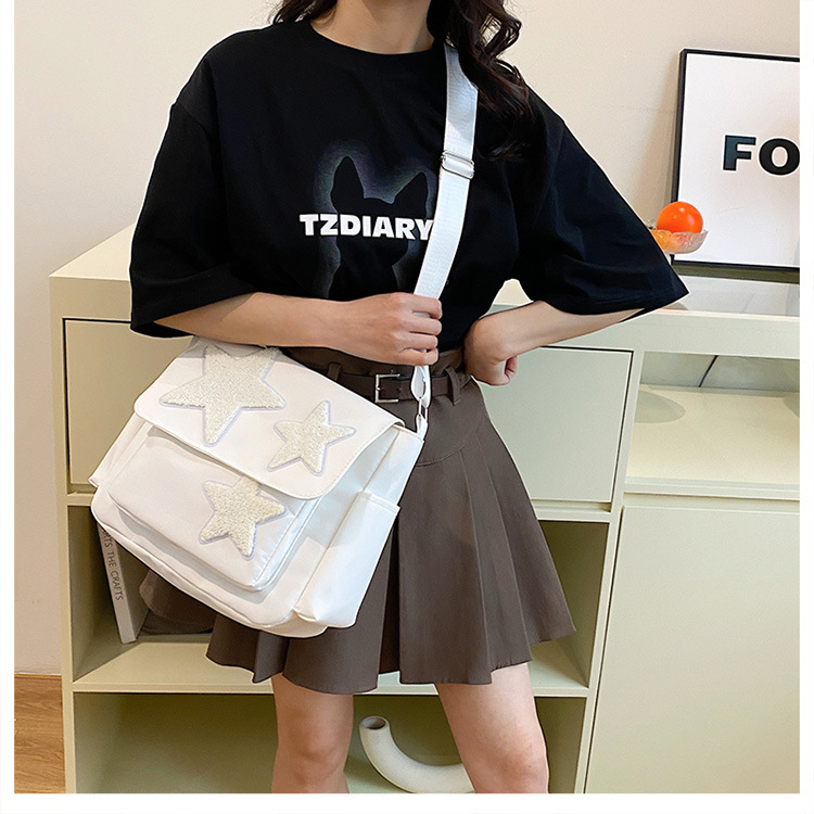 Cross-border wholesale large-capacity five-pointed star canvas single-shoulder bag, cute school style crossbody bag, student commuting bag for classes undefined