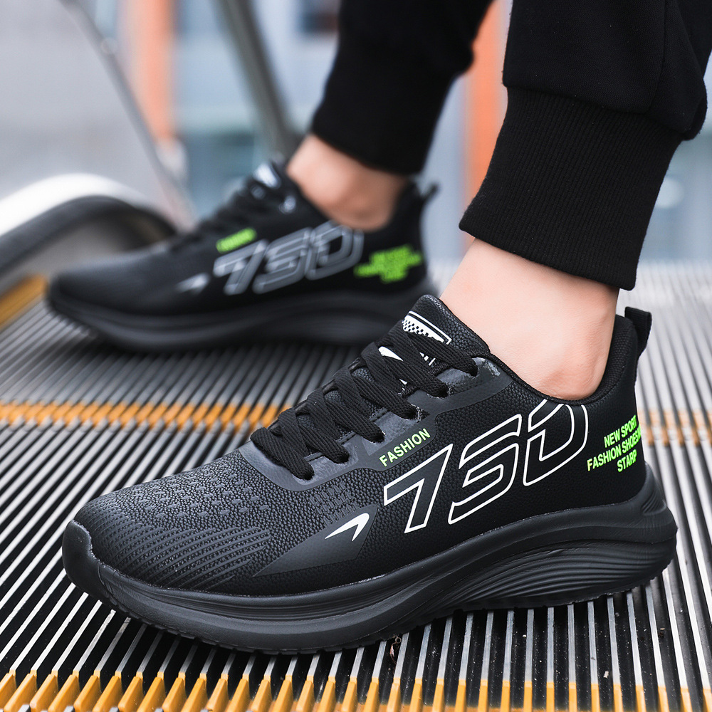 Fábrica de zapatos de hombre al por mayor de moda de soleas gruesas de otoño zapatos casuales diarios de tendencia de estudiantes zapatos deportivos ligeros y cómodos transpirables