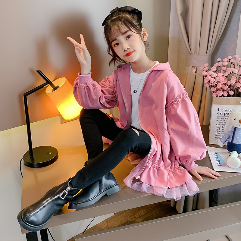 2021 Spring and autumn season Children's clothing new pattern girl Korean Edition The Bottom Solid Windbreaker Large children Western style coat