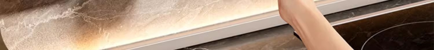 调料盒家用厨房用品壁挂式佐料组合套装壁挂免打孔塑料带勺调味盒详情3