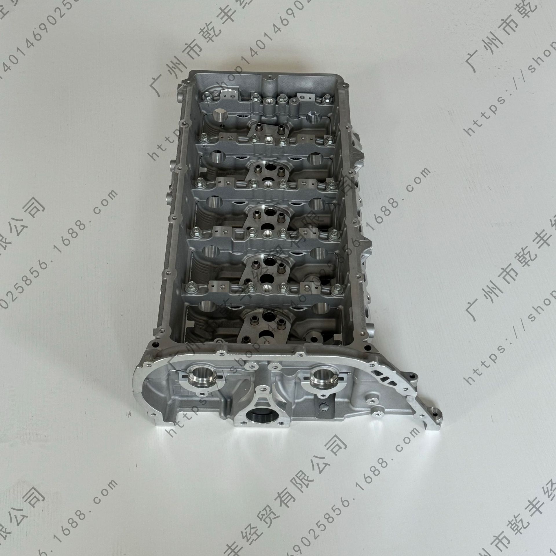 福特 3.2L BK3Q-6K537-BD 缸盖3